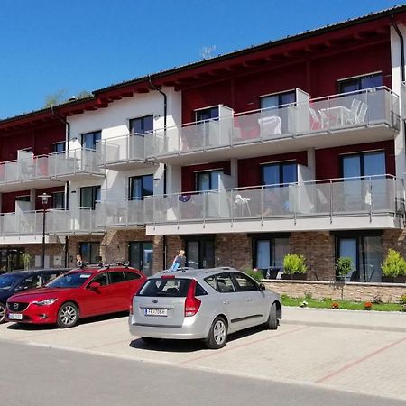 Apartman Lucie Lipno nad Vltavou Exteriör bild