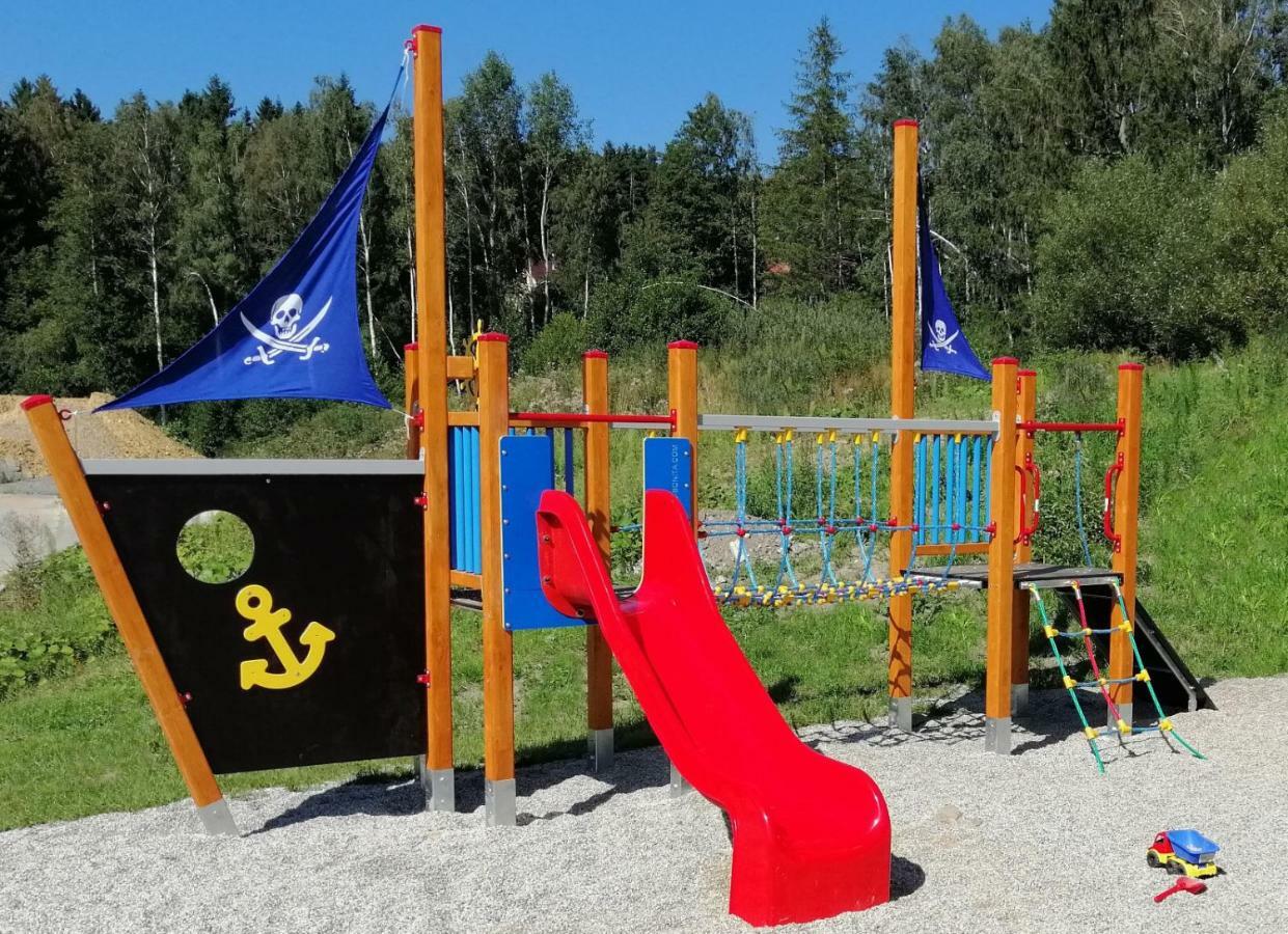 Apartman Lucie Lipno nad Vltavou Exteriör bild